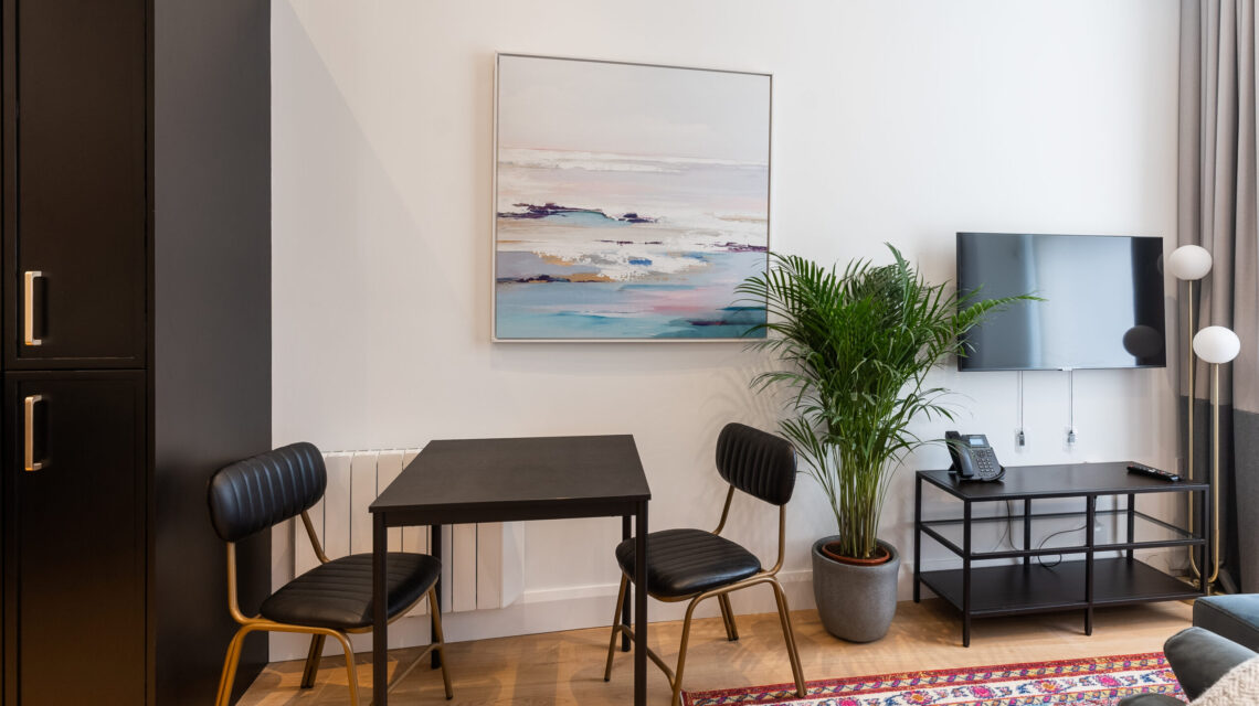 1 Bedroom Apartment Apt 6