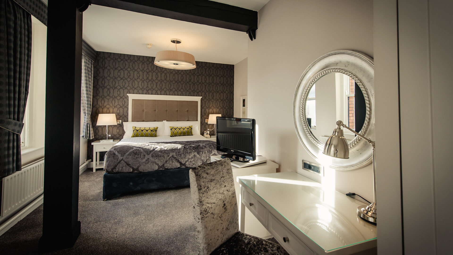 Hero desktop banner gallery