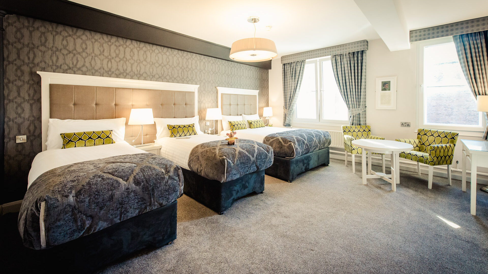 Hero desktop banner gallery